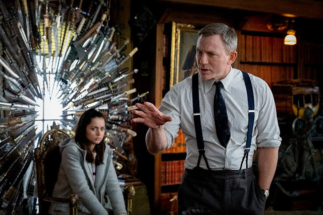 Picture: Daniel Craig and Ana de Armas in Knives Out