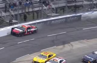 Picture: Ross Chastain's last lap move at Martinsville 